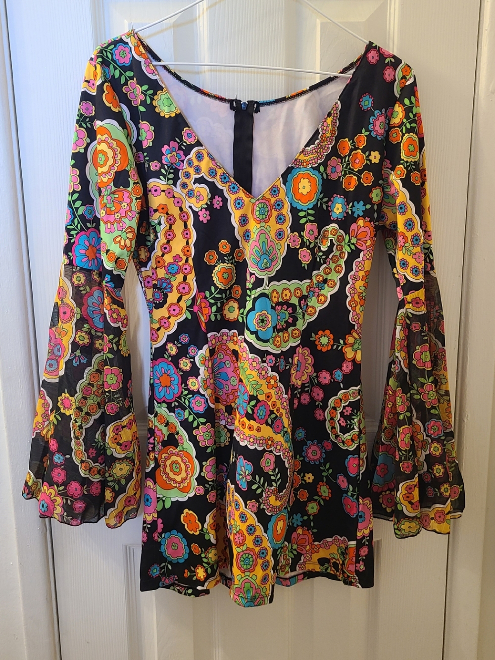 Leg Avenue Black Paisley Multicolor Long Sleeve Tunic Top